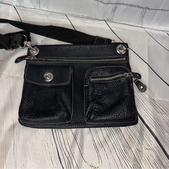 Vintage Roots Canada Black Pebbled Leather Crossbody Bag - Picture 1 of 6